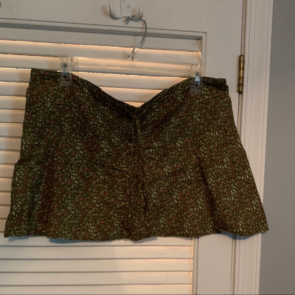Old Navy flowy skirt